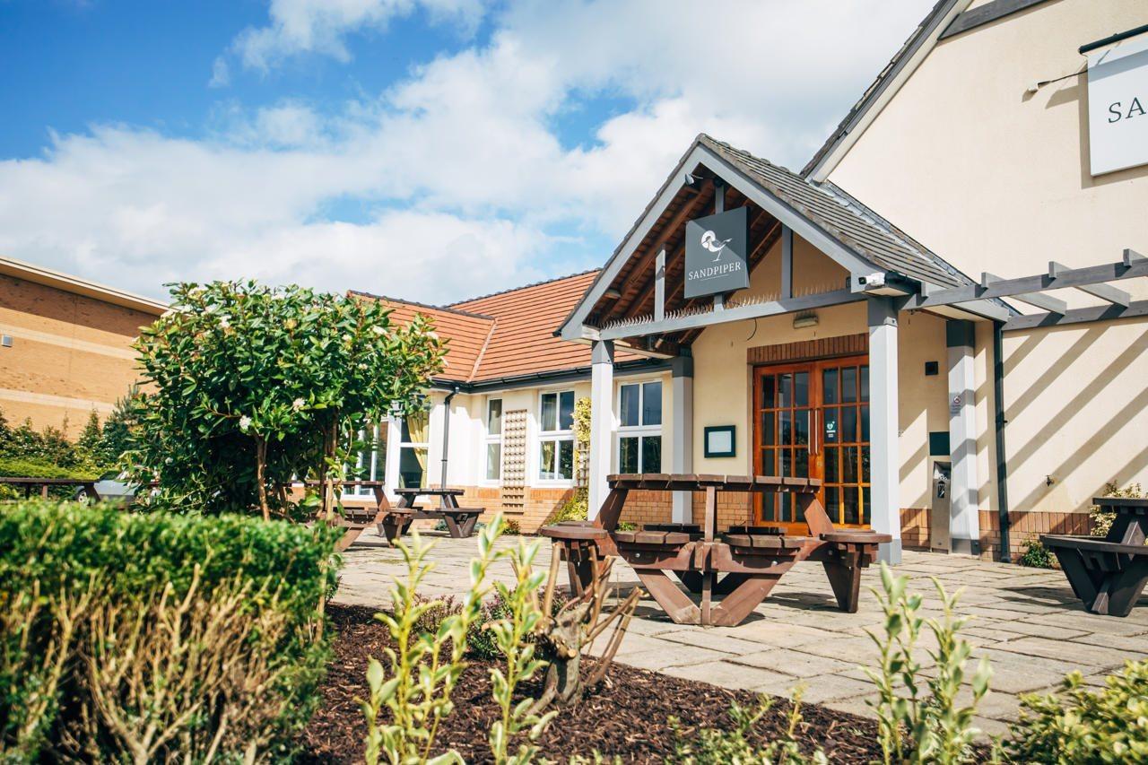 Ibis Coleraine Riverside Exterior foto