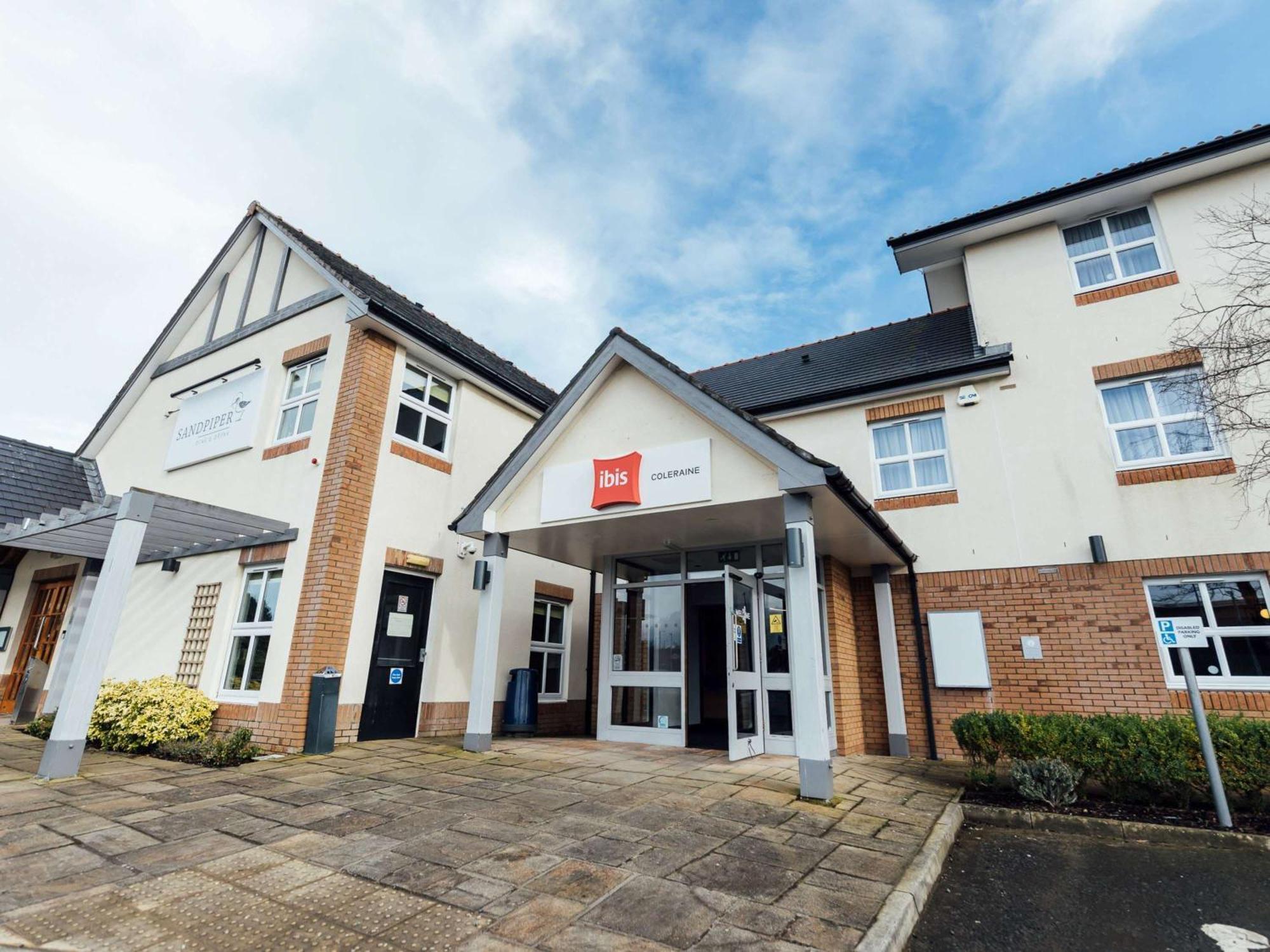Ibis Coleraine Riverside Exterior foto