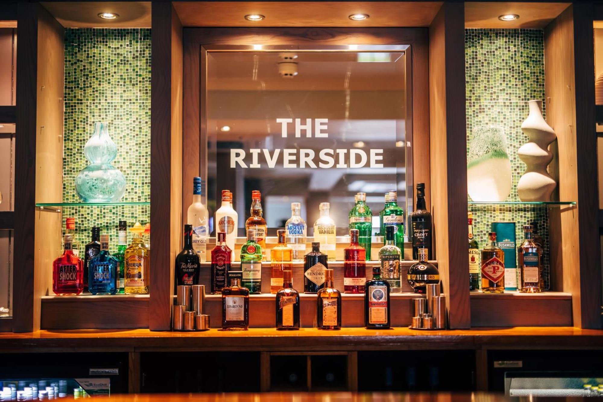 Ibis Coleraine Riverside Exterior foto